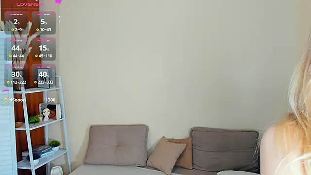 PorcelainBun's Live XXX Chat