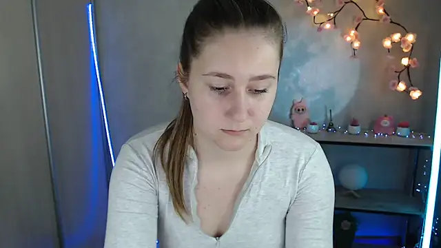 Milka_kamila élő XXX-chatje