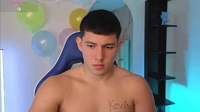 JamesCr_ live XXX chat