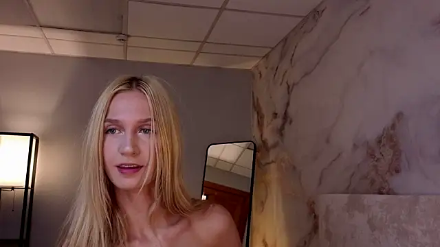 SerenaCrystall Live XXX-chat