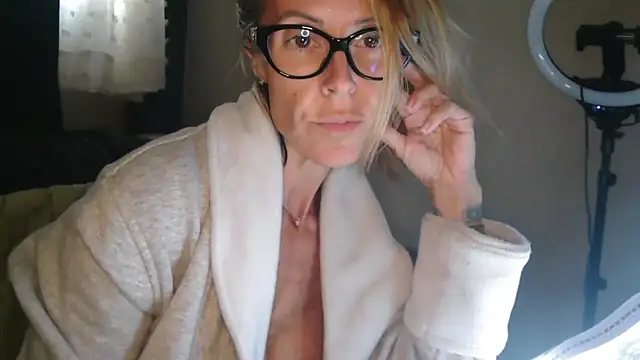 mypinkflamingo's Live XXX Chat