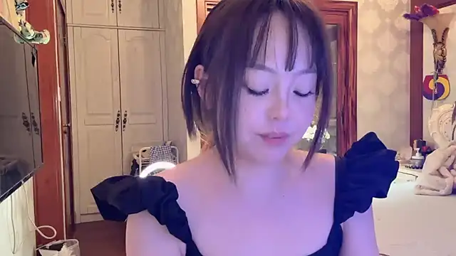LongLongQueen Live XXX Chat