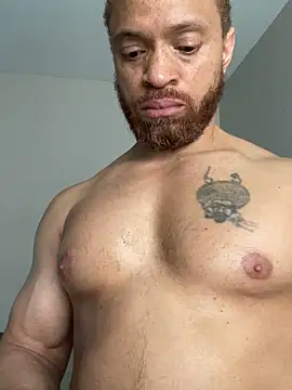 Fathero1time Live XXX-chat