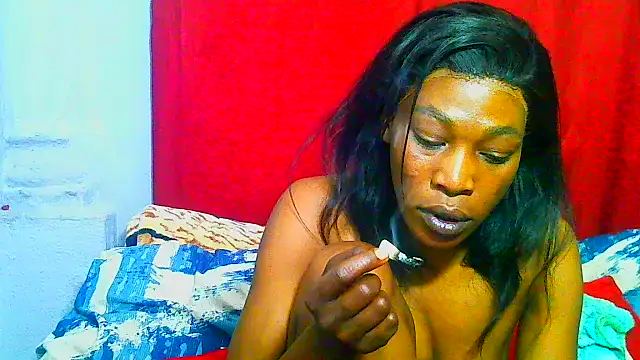 Chatroom XXX en direct de freaky_naughty