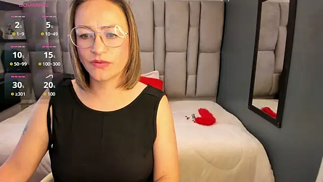 Charlot_milf 라이브 XXX 채팅
