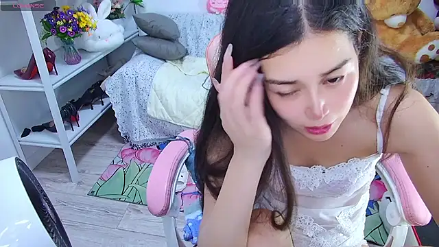 QinQin-888's Live XXX Chat