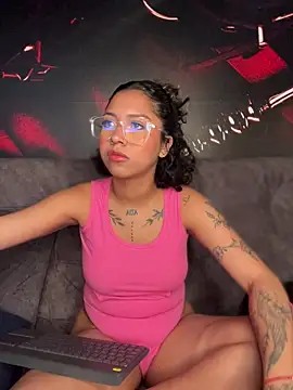 Laila_LS' Live XXX Chat