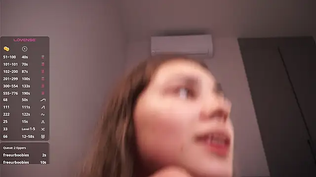 Chat +18 de MarceleneBriscoe ao vivo
