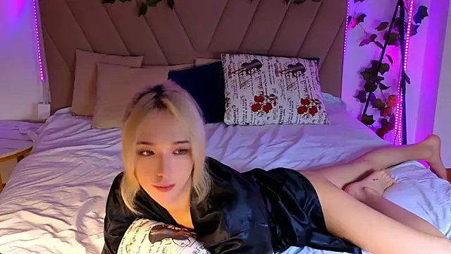 okerriella Adlı Modelin Canlı XXX Sohbeti