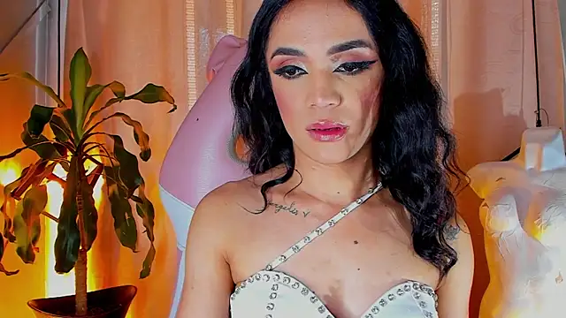 Cristal_Gem1 Adlı Modelin Canlı XXX Sohbeti