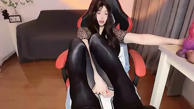 Онлайн чат XXX Nina--