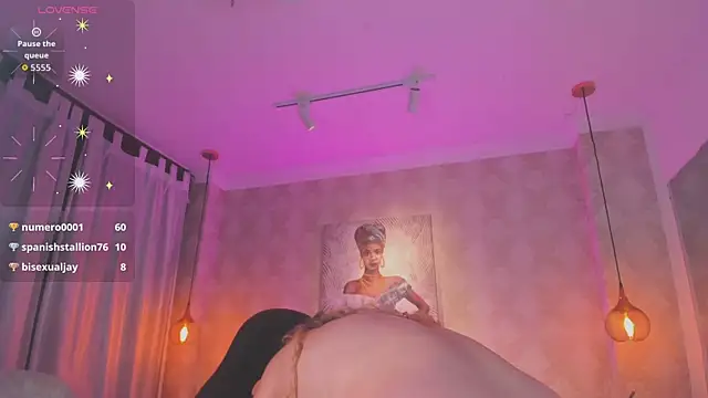 Shantall__ Live XXX-chat