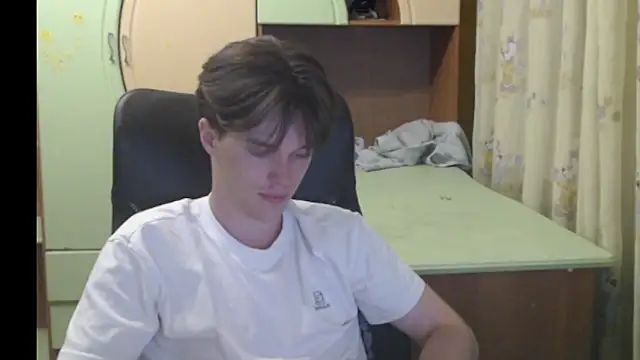 arthur___king Adlı Modelin Canlı XXX Sohbeti