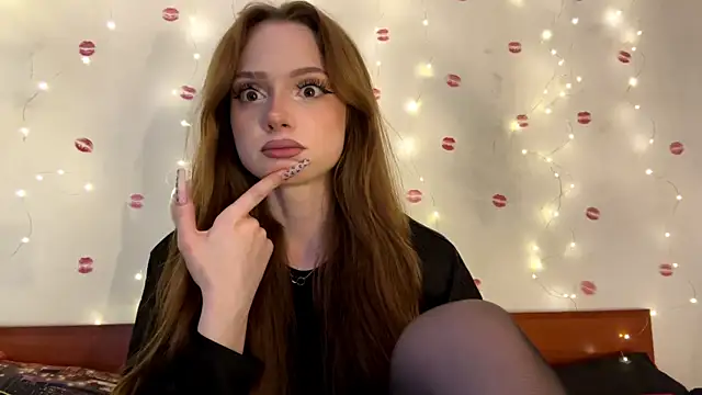 itskylieee's Live XXX Chat