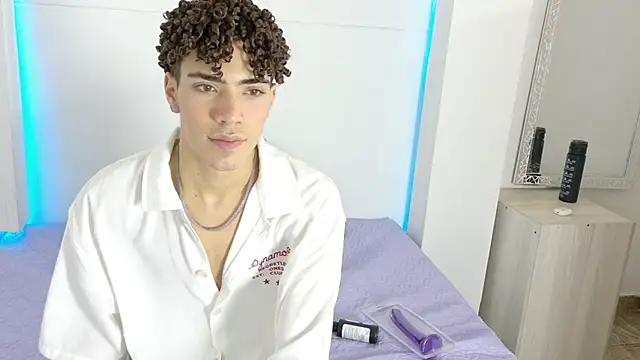 Živý XXX chat Monyel_Blake