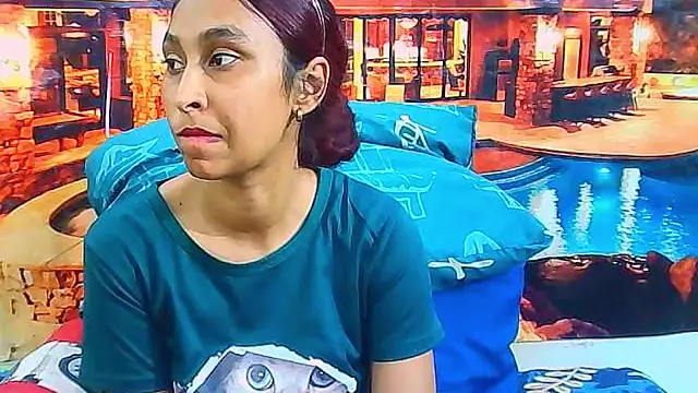 IndianSexyButt's Live XXX Chat