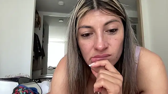LunaBeya Live XXX Chat