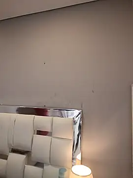 XXX chat uživo modela Eva_Johnss