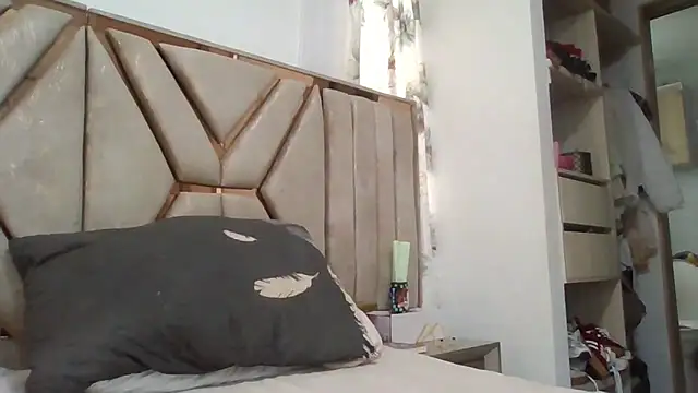 JadaMillss Live XXX-Chat