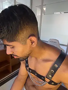 Teaserhoussejj_ Live XXX-Chat