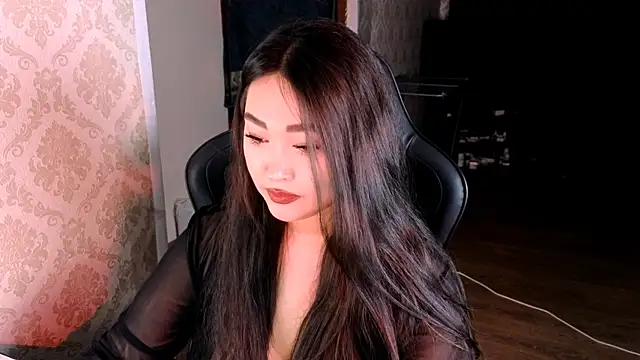 Emma_Uilson Adlı Modelin Canlı XXX Sohbeti