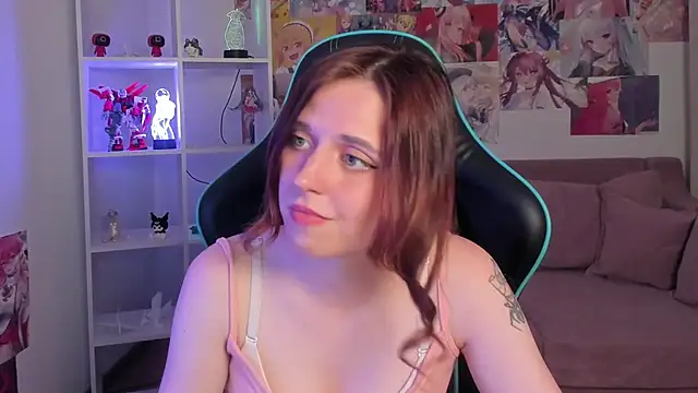 FreyaVeys XXX чат на живо