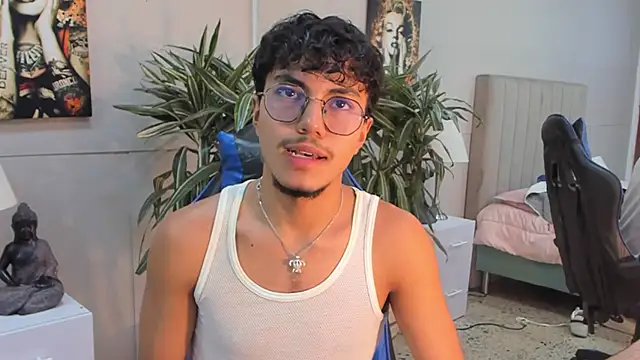 Chatroom XXX en direct de kai_storn