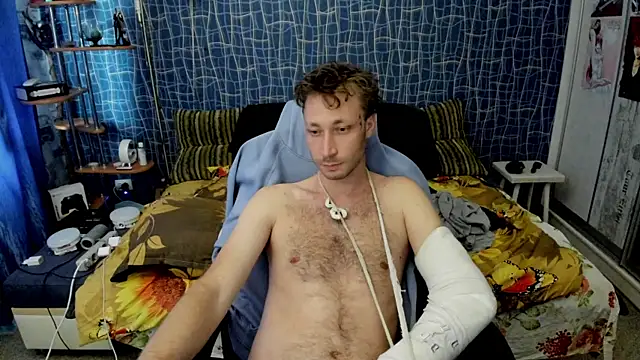 CuteBoy228 XXX чат на живо