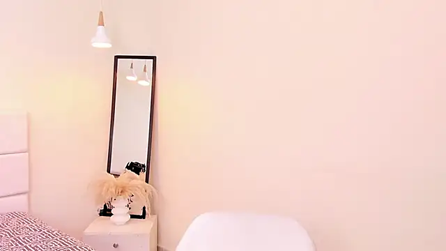 your_khloe Chat XXX live
