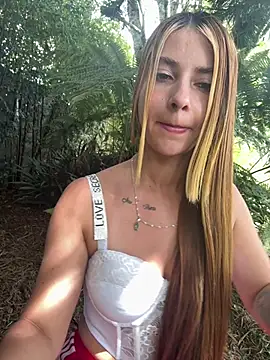 XXX chat uživo modela NatashaDiamond