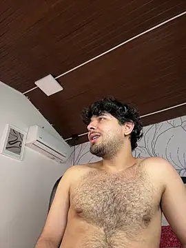 Samir_bear élő XXX-chatje