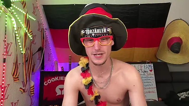 Cookieboy88 即時 XXX 聊天