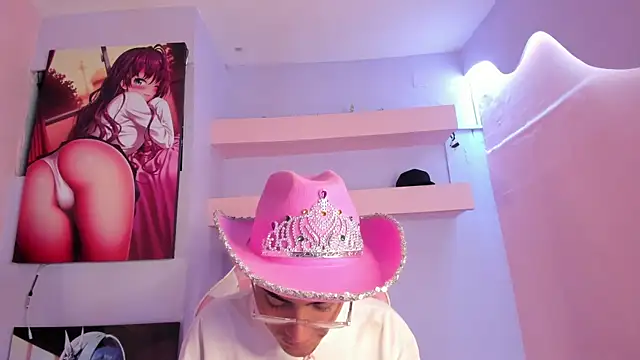 DannTaylor 现场XXX聊天