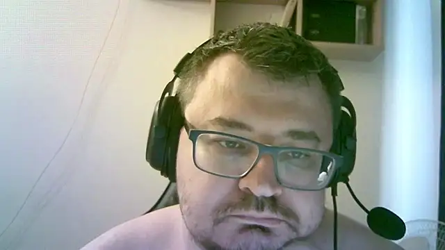 SirAbuser live XXX chat
