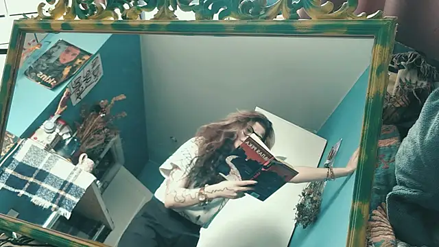 VivienDarkbloom XXX чат на живо