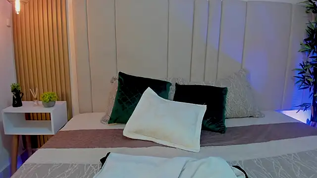 Victoria_Rosee 现场XXX聊天
