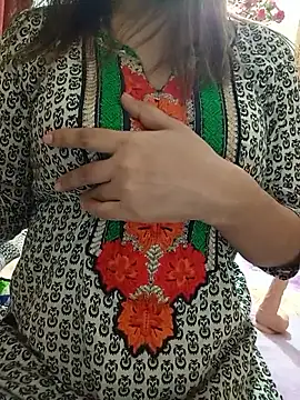 Tanha18n Live XXX chat