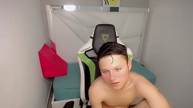 Chat XXX en directo de NYC_Bby