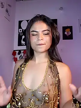 XXX chat uživo modela Cleo_hills
