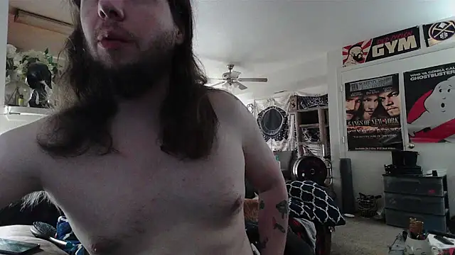 biggerisbetter12's Live XXX Chat