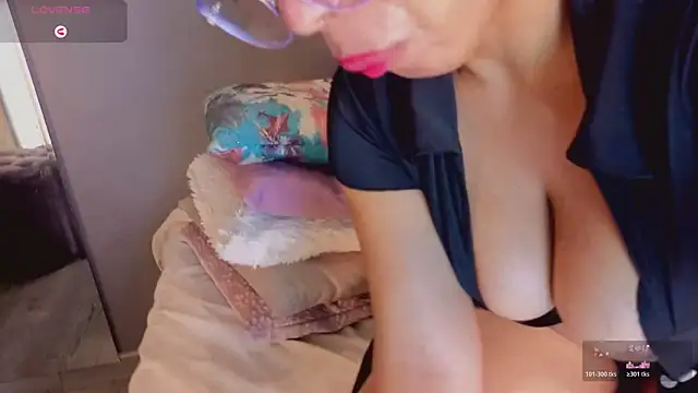 Karlie_moore_ লাইভ XXX চ্যাট