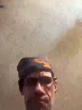 johnyupinya's Live XXX Chat