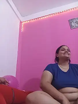 Онлайн чат XXX brunnette_hot