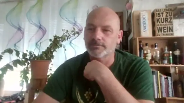 Pokazy przed kamerką – MathiasBW