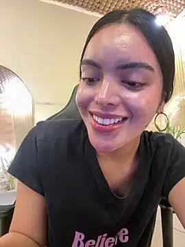 TS-SimplyTheBest's Live XXX Chat