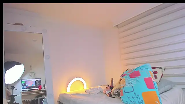Chat +18 de SharonVelvet ao vivo