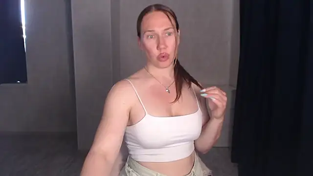 XXX chat uživo modela Magic_Mary_ass