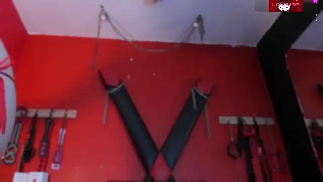Monttserratt's Live XXX Chat