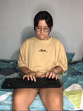 Evaa_02 লাইভ XXX চ্যাট
