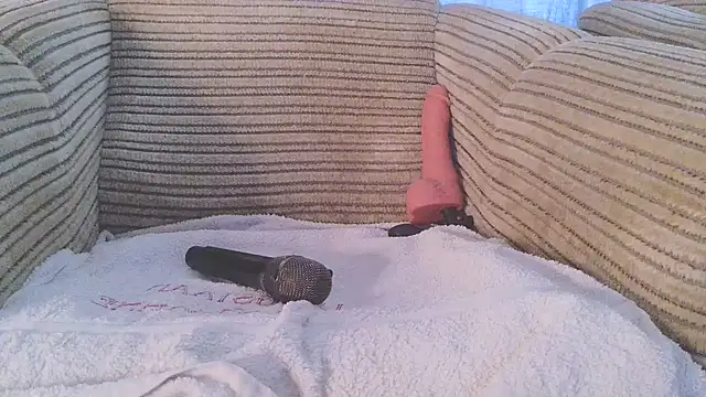 SHARP299 élő XXX-chatje